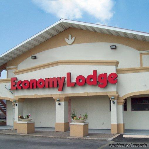 Economy Lodge Texas City Refinery Exterior foto
